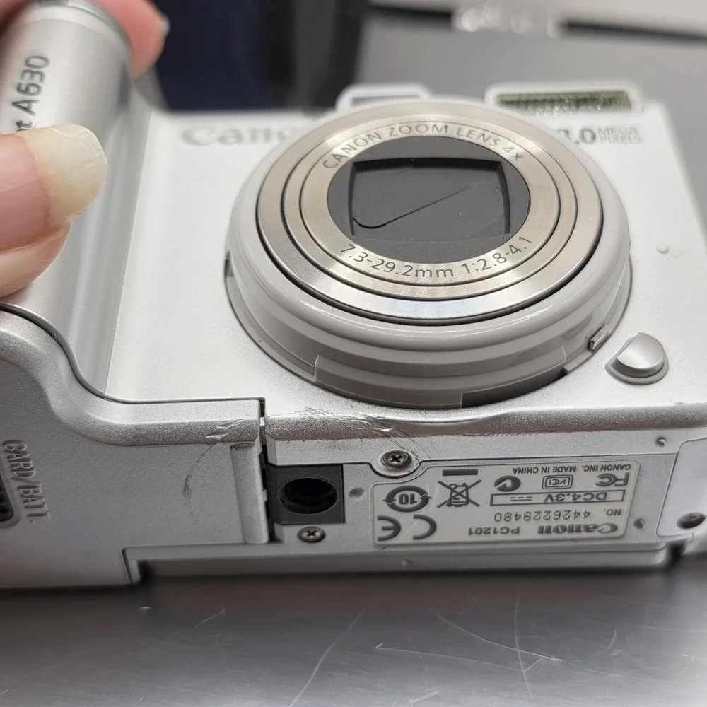 Canon PowerShot A630 8.0 MP Digital Camera 8MP 4x Opyical Zoom Silver W. Case